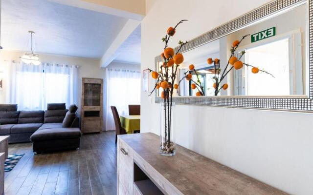 Preety Blue Residence villas