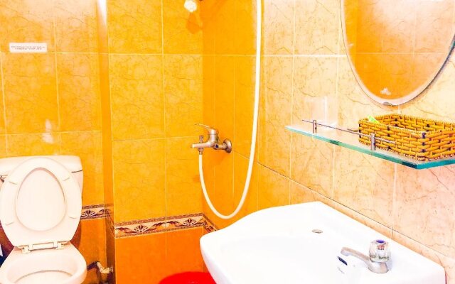 Hai Quyen Thien Cu Hotel