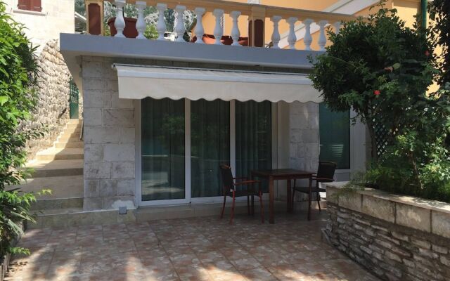 Villa Miramare Apartment Rosa, Kotor