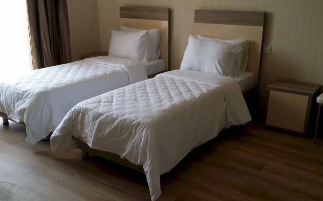 Silk Road Sea Towers Batumi Apart Hotel