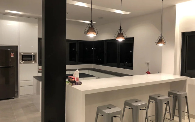 The Dahlias Luxury Residence
