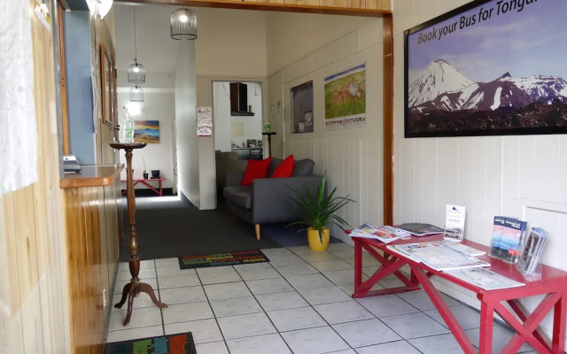 Manowhenua Lodge - Hostel