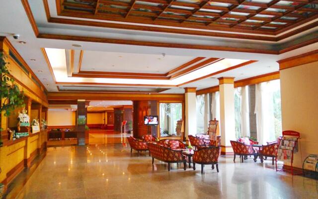 Grand Park Hotel