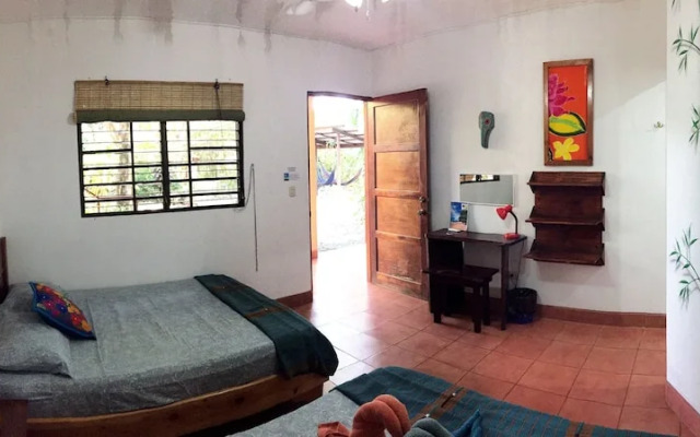 Tropical Sands Dominical Eco Inn