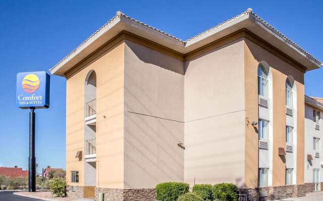 Comfort Inn & Suites near Kino Sports Complex