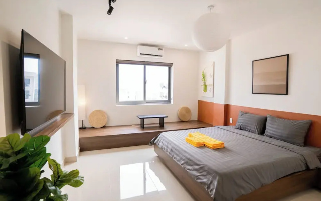 Mona Hotel