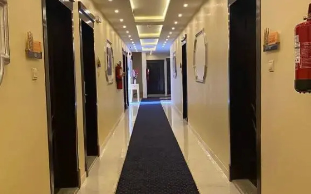 The Palace Hotel Suites 2