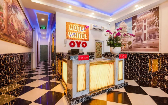 OYO 471 White 1 Hotel – Lobby – Ho Chi Minh City