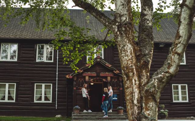 Toftemo Turiststasjon Hytter