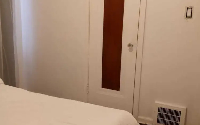 Super Comfy Room at a Great Location