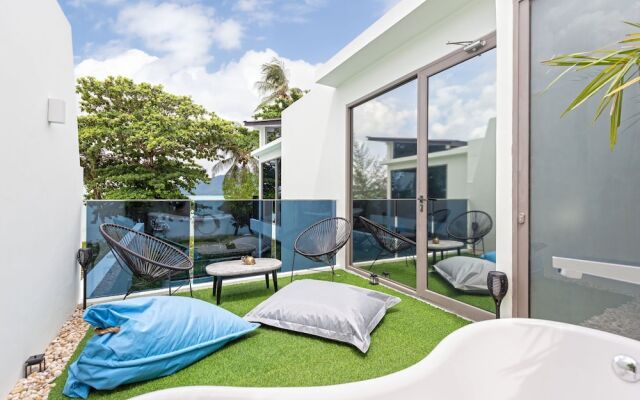 3br Luxury Beachfront Pool Villa