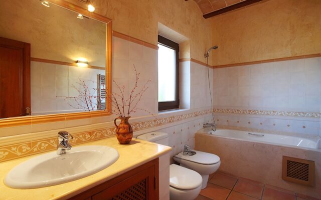 Villa Es Castell de Can Alou Shorta-felanitx