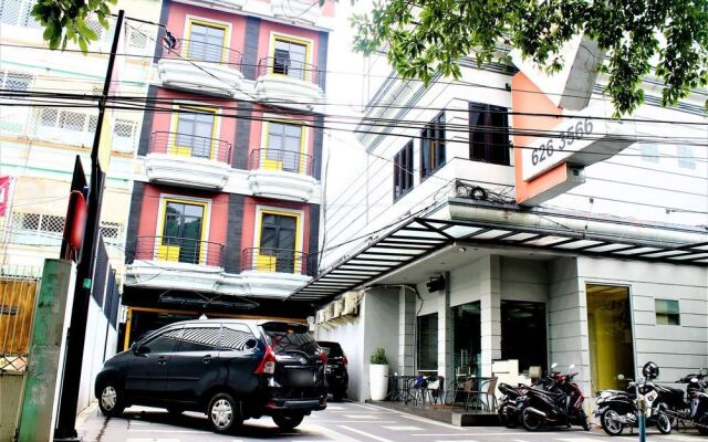 ZEN Rooms Basic Mangga Besar 5