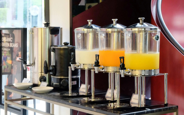 Ramada by Wyndham Bangkok Sukhumvit 87