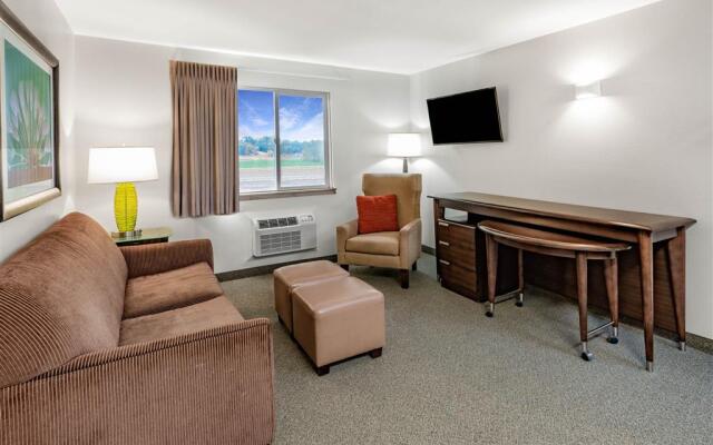 Travelodge by Wyndham Lovell/Bighorns