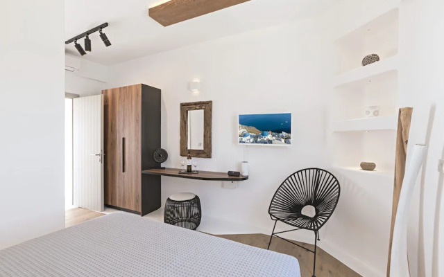 3 Elements by Stylish Stays