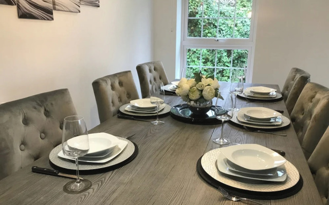 Stunning 3 bed Lodge on Private Estate