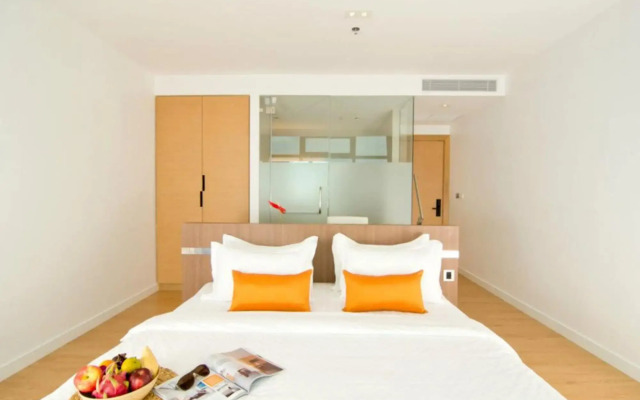 Seven Zea Chic Hotel