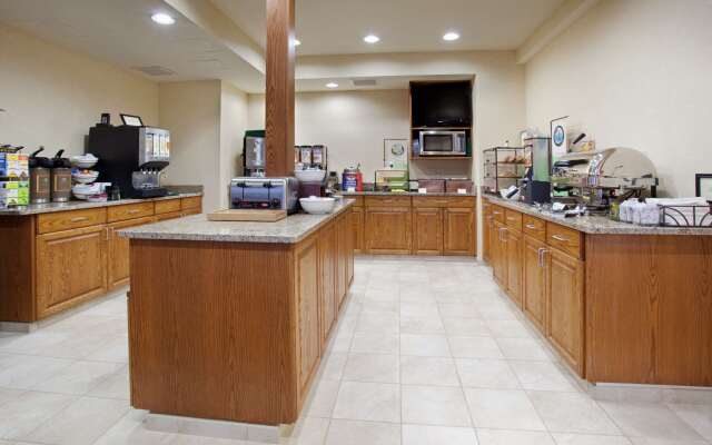Country Inn & Suites by Radisson, Greeley, CO