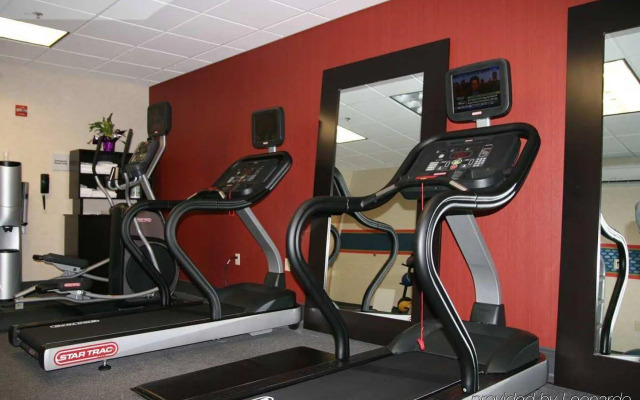 Hampton Inn & Suites Oakland Airport-Alameda