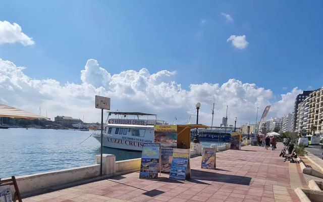 Sliema Lovely Flat
