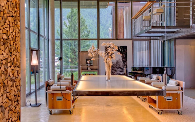 Mountain Exposure Luxury Chalets & Penthouses & Apartments