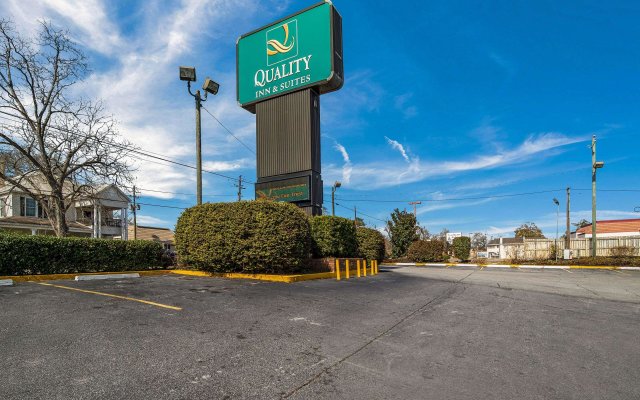 Quality Inn & Suites Conference Center Statesboro Historic District