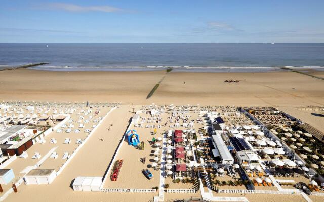 Inviting apartment in Blankenberge with balcony