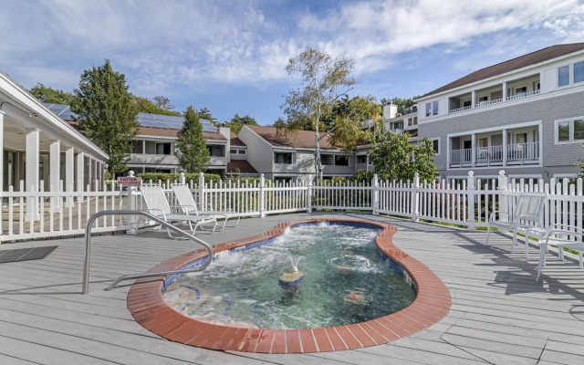 Meadowmere Resort