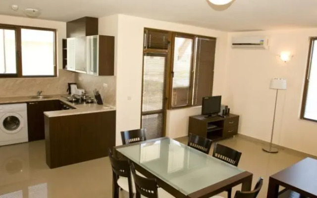 Lighthouse Apartments and Villas