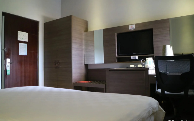 Avenue Suites Hotel