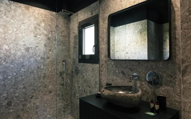 Chapter 02 Gallery Suites