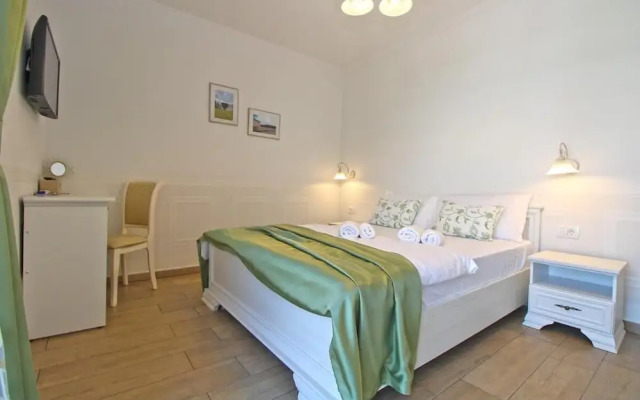 Elegant Villa With Private Pool in Bale