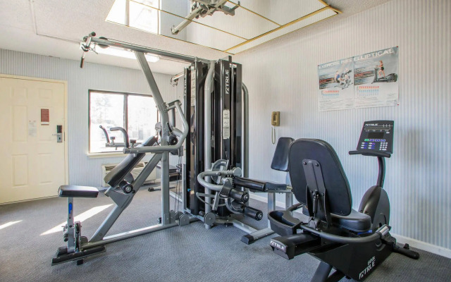 HomeTowne Studios By Red Roof Egg Harbor–Atlantic City Airport