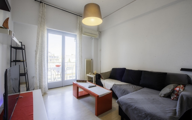 Spacious Living at Kallithea