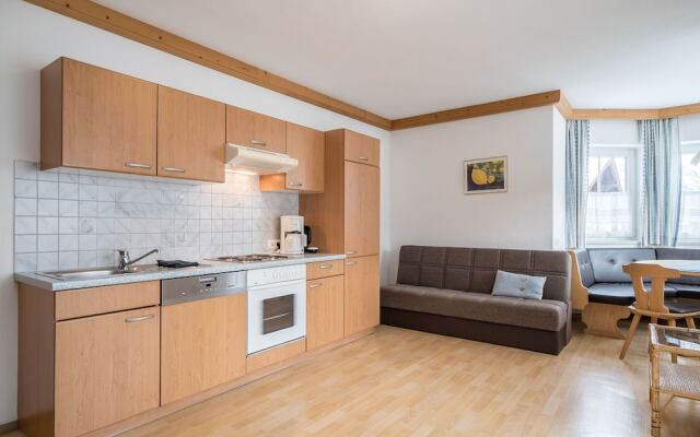 Sunny Apartment in Leogang Near Ski Lift