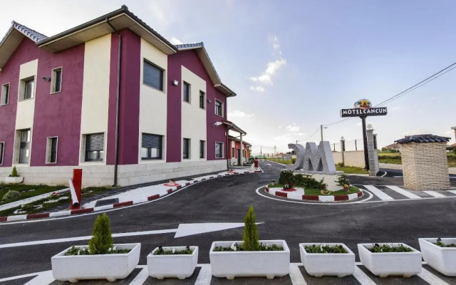 Motel Cancún Avilés