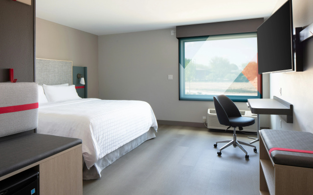 avid hotels Madison - Monona by IHG