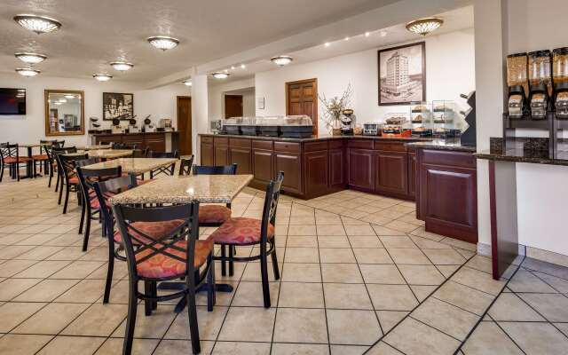 Best Western Plus Ahtanum Inn