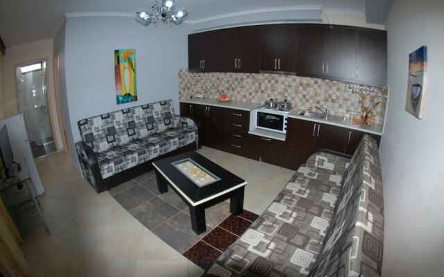Kleri Beach Apartments
