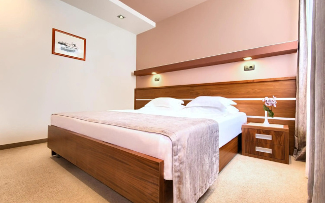 Hotel Plaza Omis