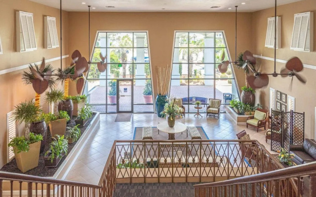 Club Destin Condos