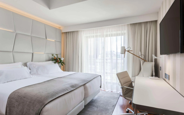 NH Collection Madrid Colón