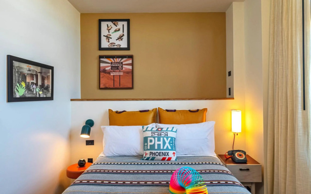 Moxy Phoenix Downtown