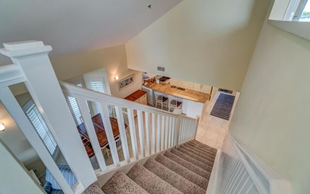 Beach Three Bedroom Villa by Redawning