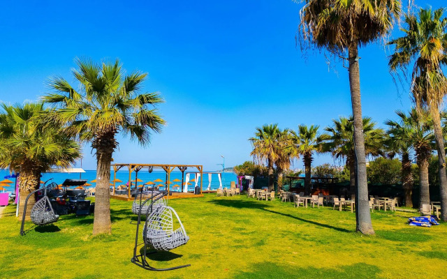 Sentinus Beach Hotel