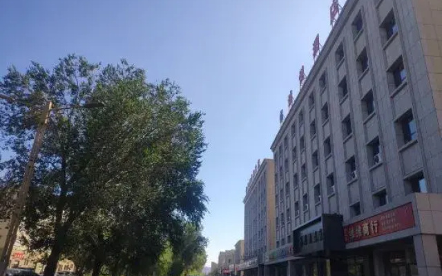 Alashankou Chengyue Hotel