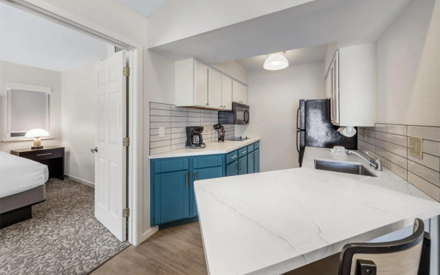 Sonesta ES Suites Chatsworth