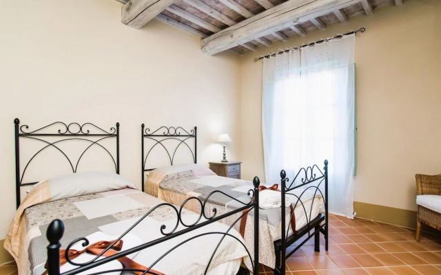 Luxury 3 Rooms Apt Olives in Siena Resort