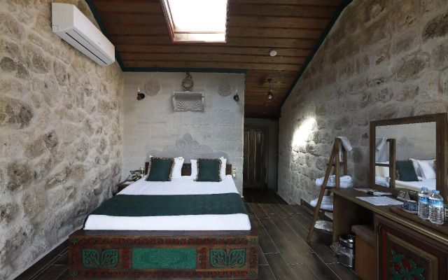 Ada Cave Suites Hotel
